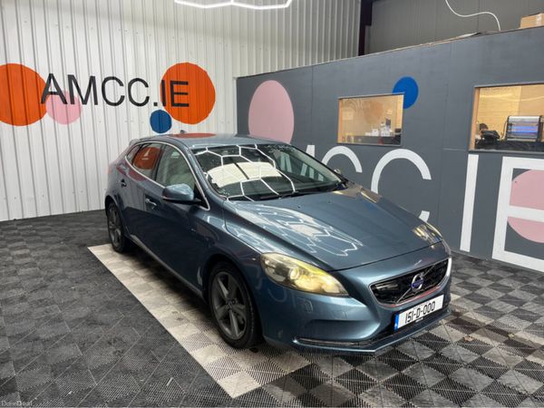 Volvo V40 Estate, Petrol, 2015, Blue