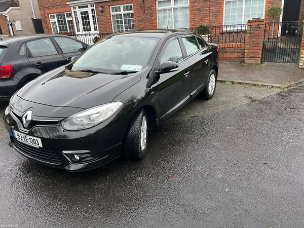 Renault Fluence Saloon, Diesel, 2015, Black