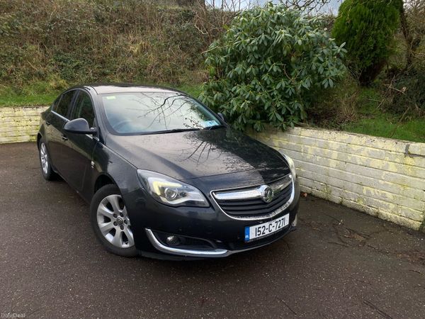 Vauxhall Insignia Hatchback, Diesel, 2015, Black