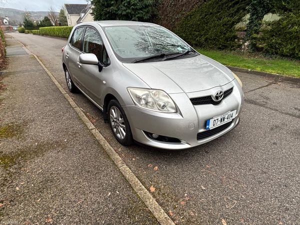 Toyota Auris Hatchback, Diesel, 2007, Silver