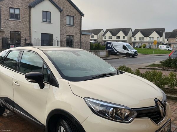 Renault Captur Hatchback, Diesel, 2018, Brown
