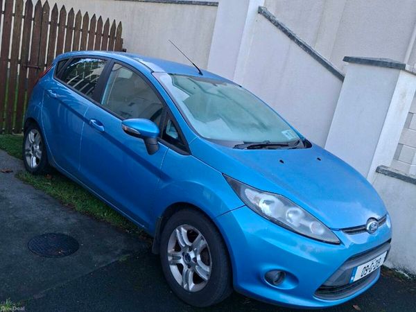 Ford Fiesta Hatchback, Diesel, 2009, Blue