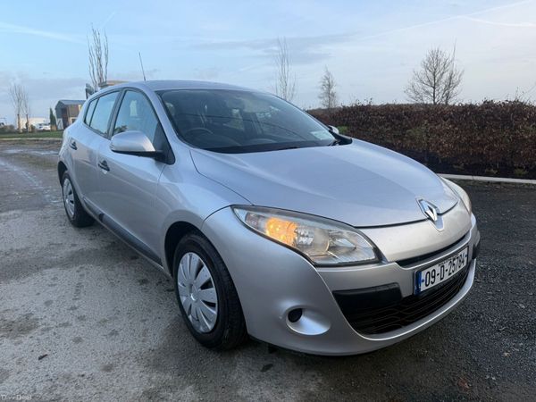 Renault Megane Hatchback, Diesel, 2009, Silver