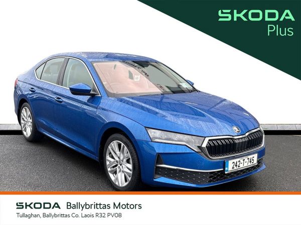 Skoda Octavia Saloon, Diesel, 2024, Blue