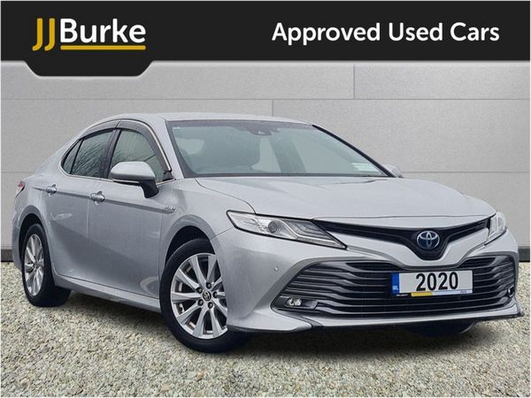 Toyota Camry Saloon, Petrol, 2020, Silver