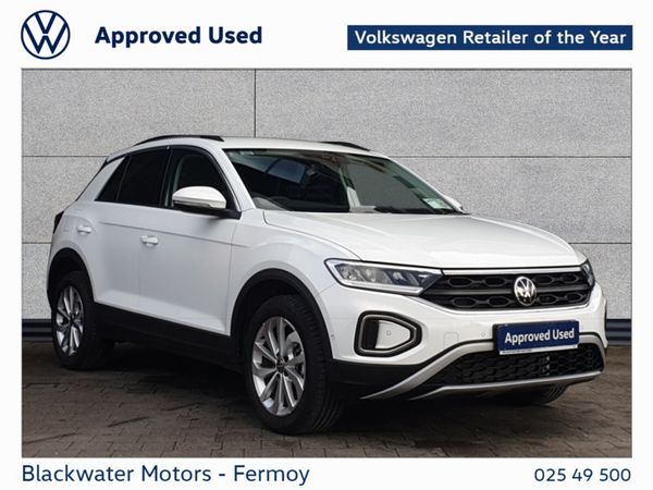 Volkswagen T-Roc Hatchback, Diesel, 2026, White