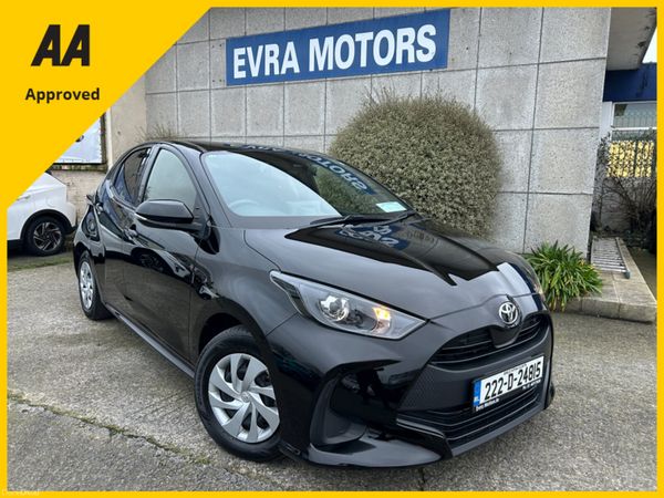Toyota Yaris Hatchback, Petrol, 2022, Black
