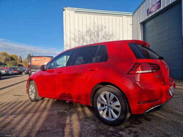 Volkswagen Golf Hatchback, Diesel, 2017, Red