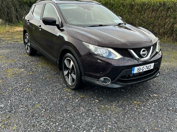 Nissan Qashqai Hatchback, Petrol, 2015, Black