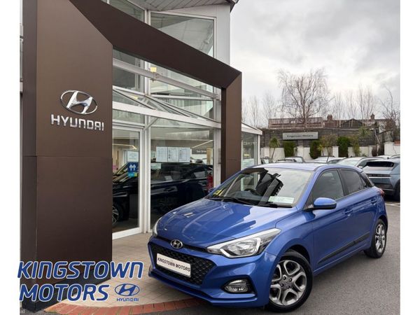 Hyundai i20 Hatchback, Petrol, 2020, Blue