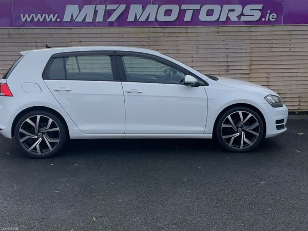 Volkswagen Golf Hatchback, Petrol, 2015, White