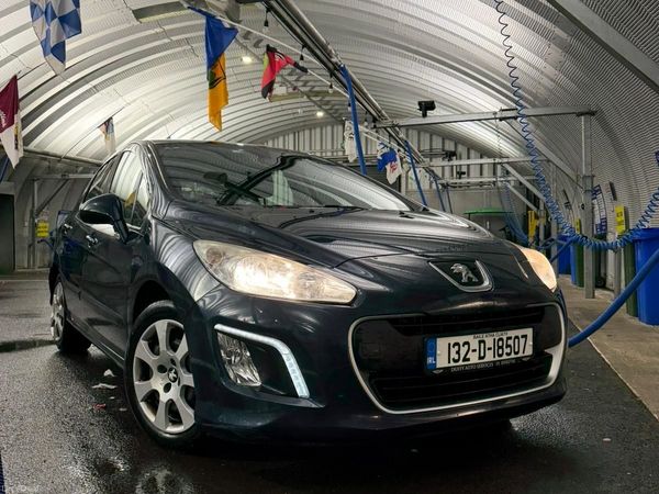 Peugeot 308 Hatchback, Diesel, 2013, Blue
