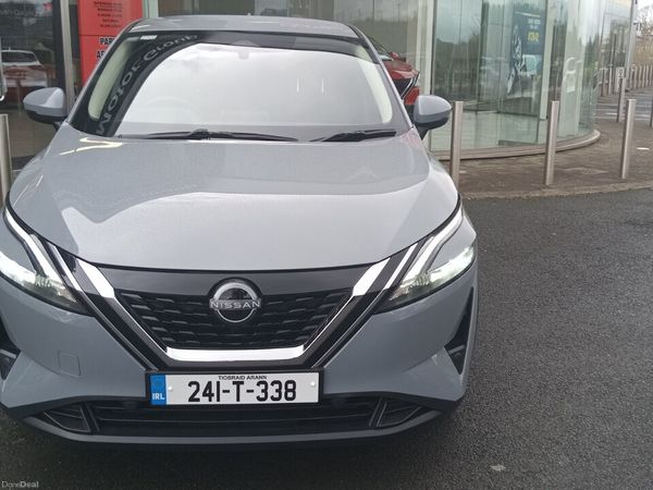 Nissan Qashqai MPV, Petrol, 2024, Grey
