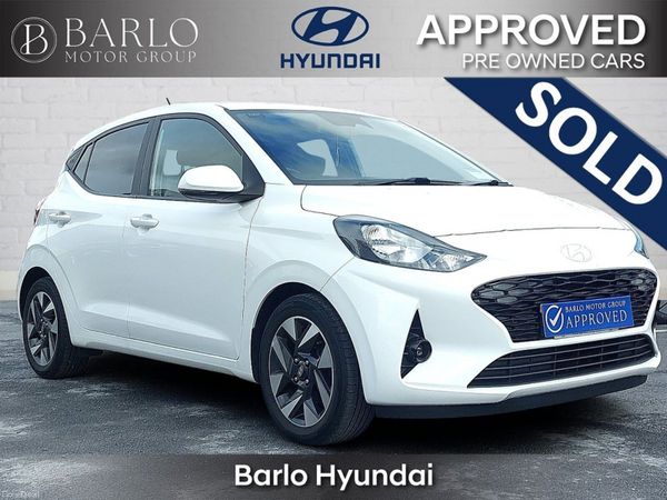 Hyundai i10 Hatchback, Petrol, 2023, White