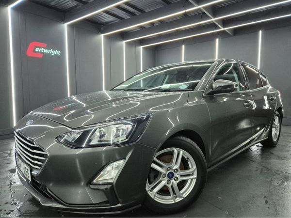 Ford Focus Hatchback, Diesel, 2019, Grey
