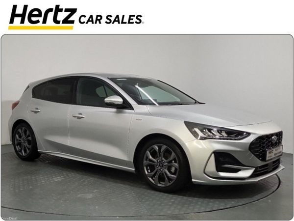 Ford Focus Hatchback, Diesel, 2023, Grey