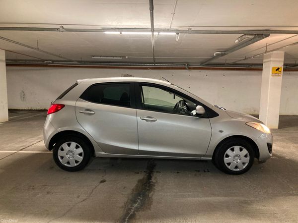 Mazda Demio MPV, Petrol, 2012, Silver