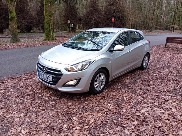 Hyundai i30 Hatchback, Diesel, 2015, Silver