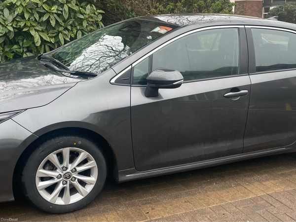 Toyota Corolla Saloon, Petrol Hybrid, 2023, Grey