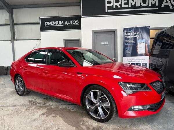 Skoda Superb Hatchback, Diesel, 2017, Red