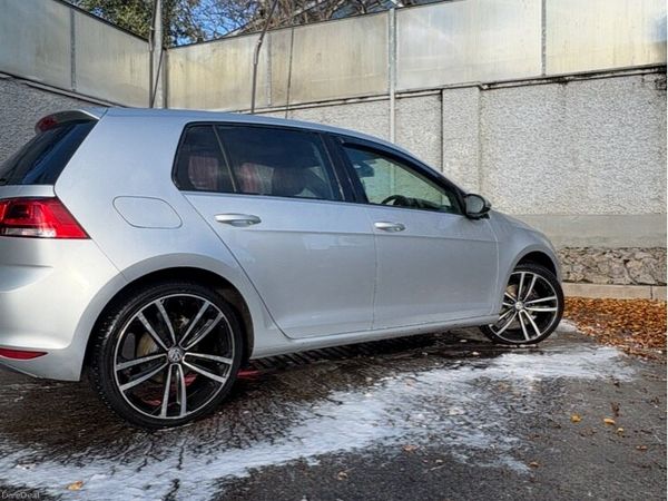 Volkswagen Golf Estate, Diesel, 2015, Silver