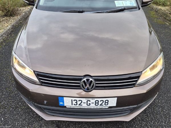 Volkswagen Jetta Saloon, Diesel, 2013, Brown