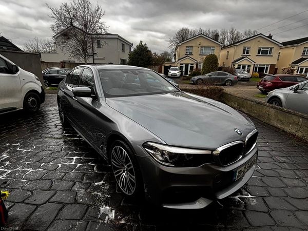 BMW 5-Series Saloon, Petrol Plug-in Hybrid, 2018, Blue