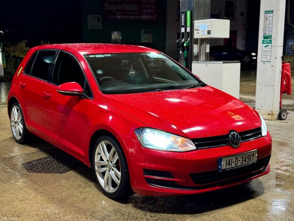 Volkswagen Golf Hatchback, Diesel, 2014, Red