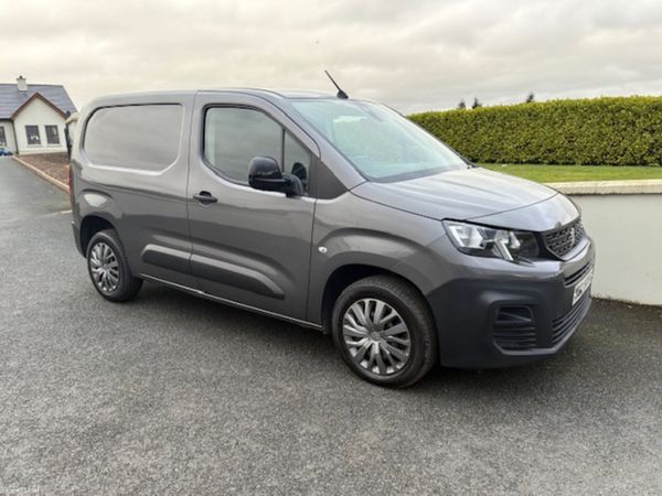 Peugeot Partner MPV, Diesel, 2022, Grey