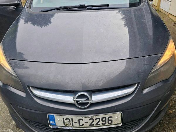 Opel Astra Saloon, Diesel, 2013, Grey