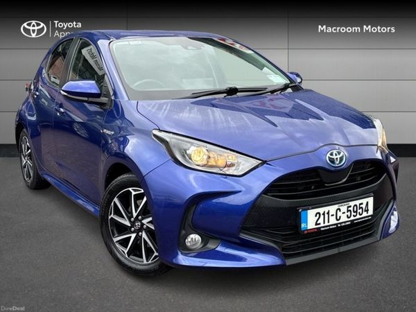 Toyota Yaris Hatchback, Petrol Hybrid, 2021, Blue