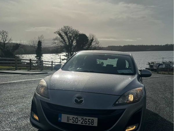 Mazda Mazda3 Hatchback, Petrol, 2011, Silver
