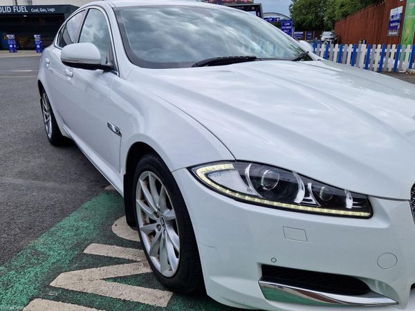 Jaguar XF Saloon, Diesel, 2012, White