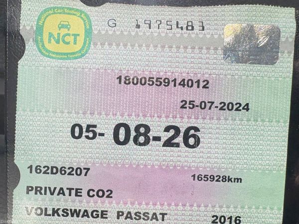 Volkswagen Passat Saloon, Petrol, 2016, Grey