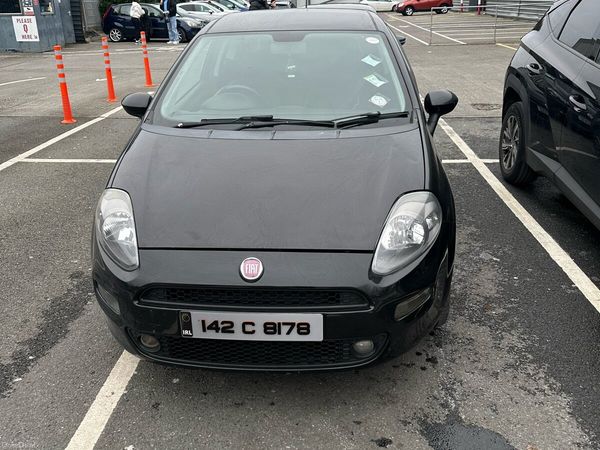 Fiat Punto Hatchback, Petrol, 2014, Black