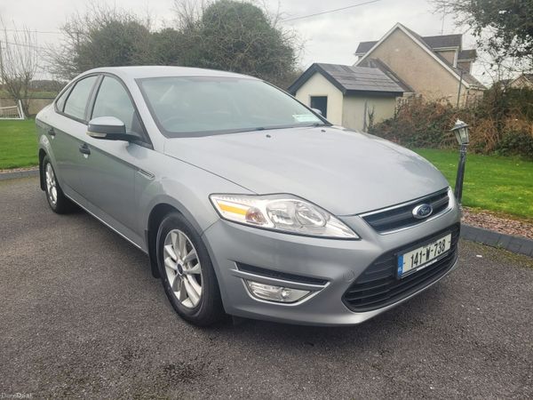 Ford Mondeo Saloon, Diesel, 2014, Grey