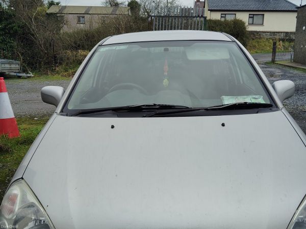 Suzuki Liana Hatchback, Petrol, 2005, Silver