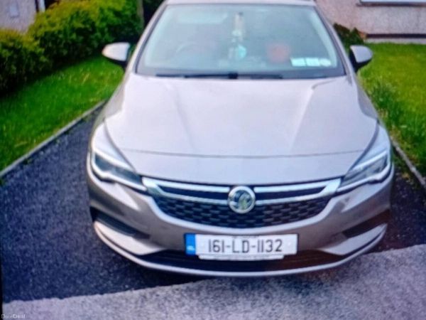 Vauxhall Astra Hatchback, Diesel, 2016, Grey