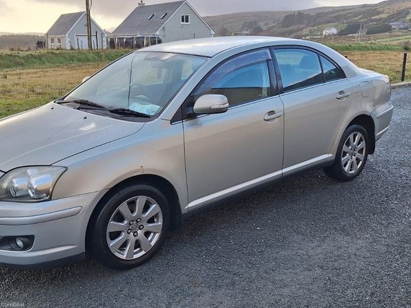 Toyota Avensis Saloon, Diesel, 2009, Green