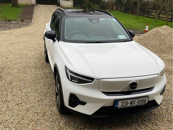 Volvo XC40 Estate/Jeep, Electric, 2023, White