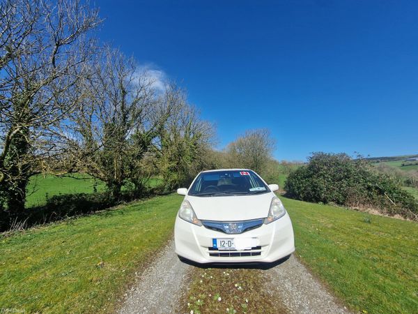 Honda Fit Hatchback, Petrol Hybrid, 2012, White
