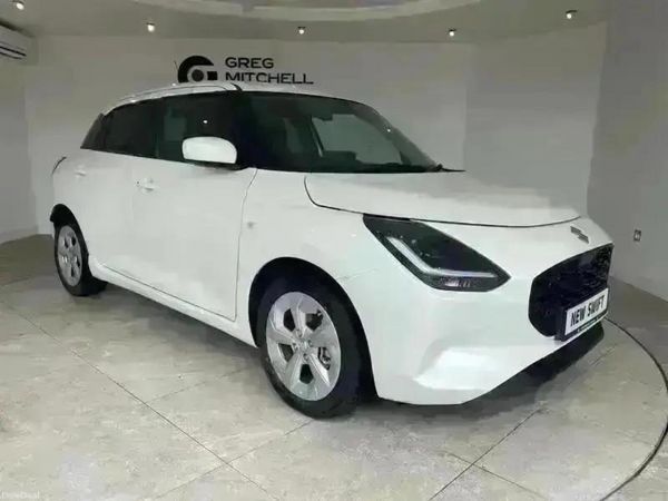 Suzuki Swift Hatchback, Petrol Hybrid, 2025, White