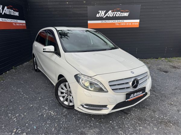 Mercedes-Benz B-Class Hatchback, Petrol, 2014, White
