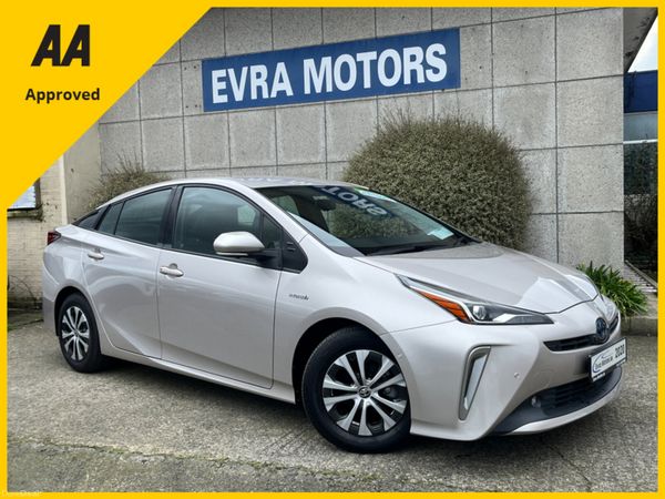 Toyota Prius Saloon, Petrol Hybrid, 2020, Bronze