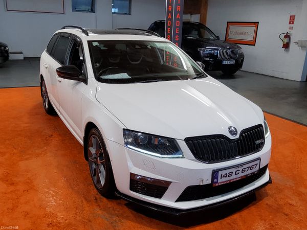 Skoda Octavia Estate, Diesel, 2014, White