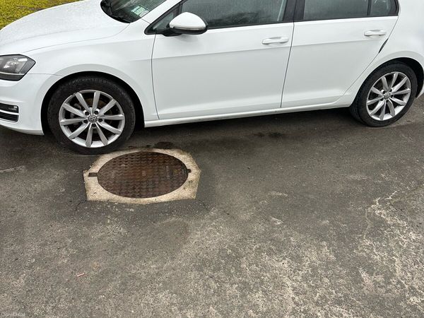 Volkswagen Golf Hatchback, Petrol, 2014, White