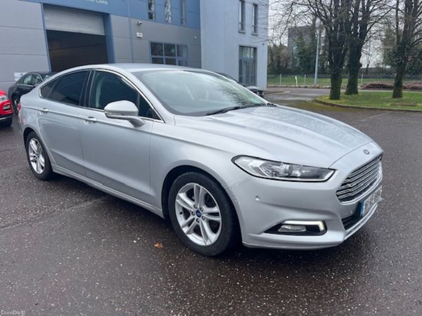 Ford Mondeo Hatchback, Diesel, 2016, Silver