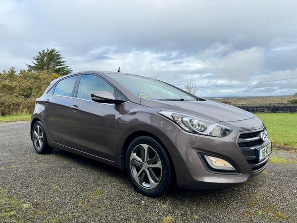 Hyundai i30 Hatchback, Diesel, 2015, Bronze
