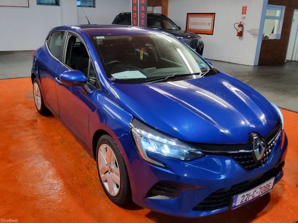 Renault Clio Hatchback, Petrol, 2022, Blue