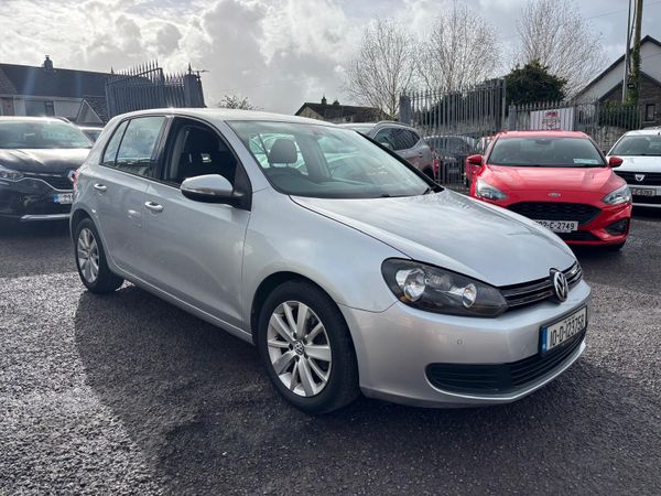 Volkswagen Golf Hatchback, Petrol, 2010, Silver